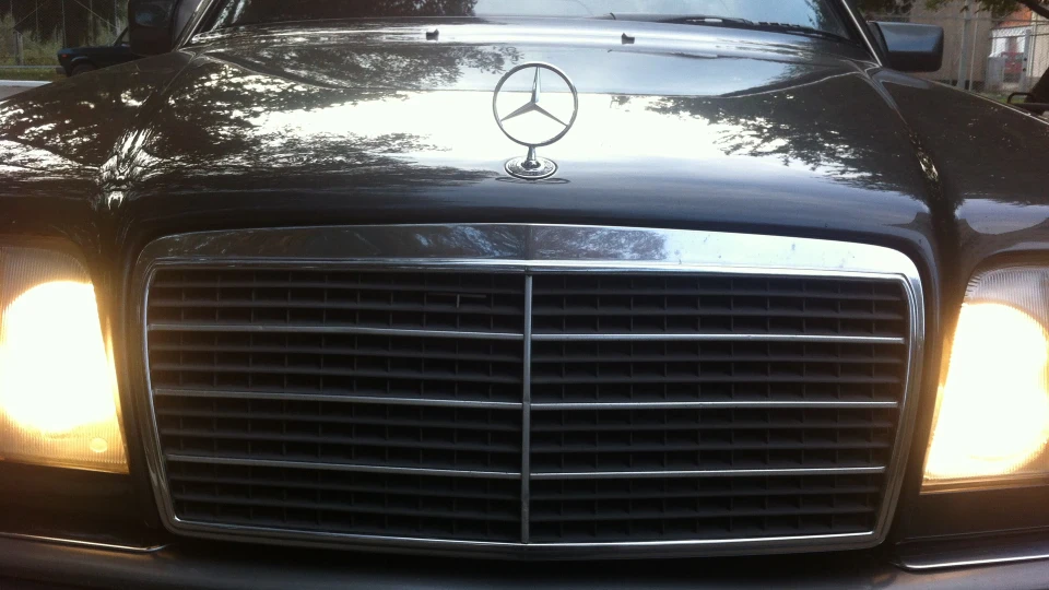 Mercedes-Benz E-Class 2.2 3
