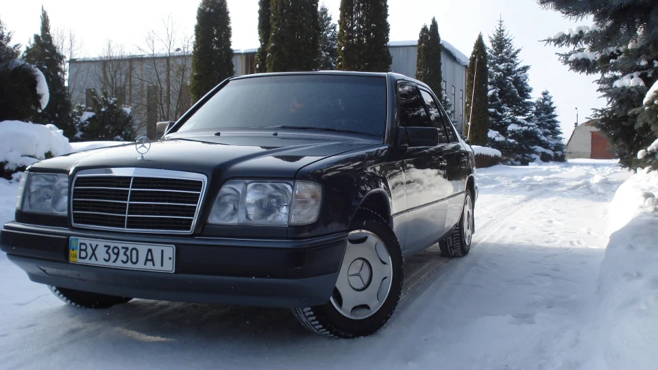 Mercedes-Benz E-Class 2.2 4