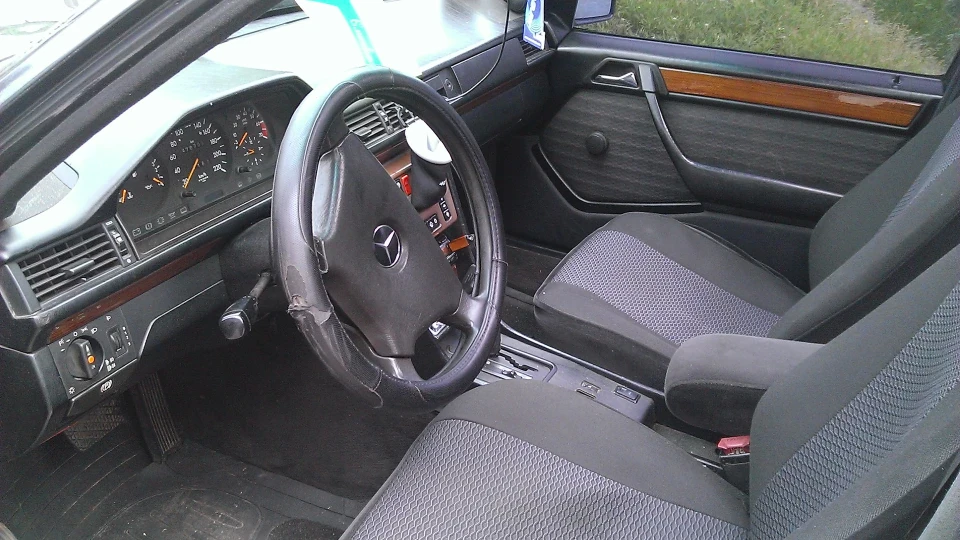 Mercedes-Benz E-Class 2.3 бенз,акпп 3