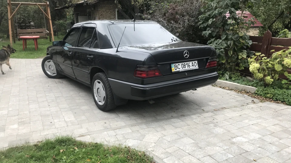 Mercedes-Benz E-Class 230Е 4