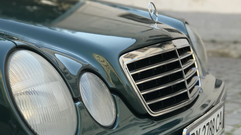 Mercedes-Benz E-Class 240 Elegance