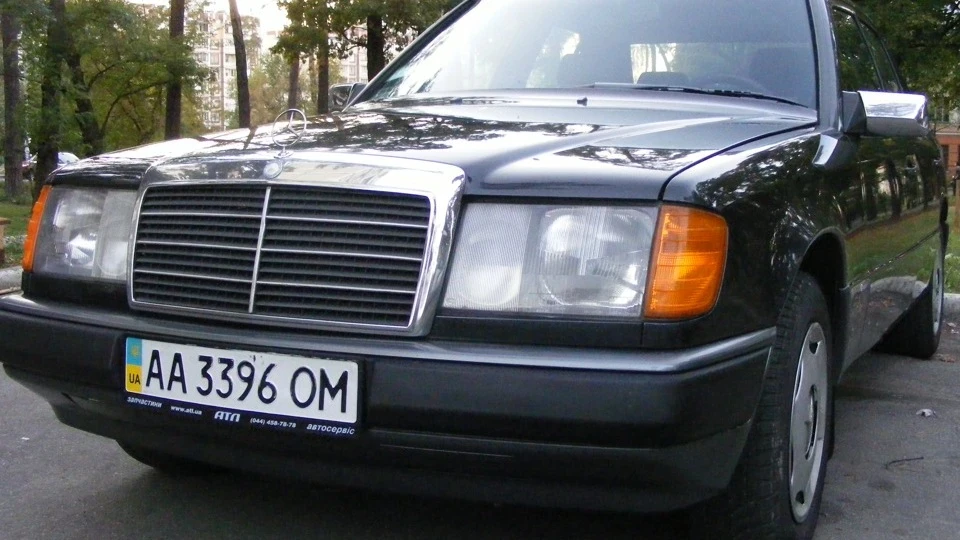 Mercedes-Benz E-Class 2.5 дизель 2