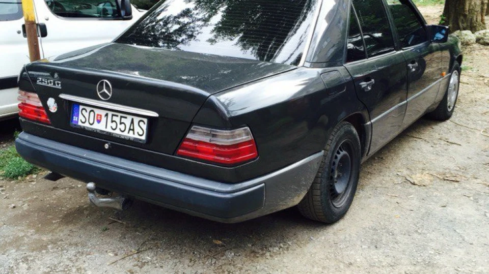 Mercedes-Benz E-Class 2.5 Turbo OM605 2