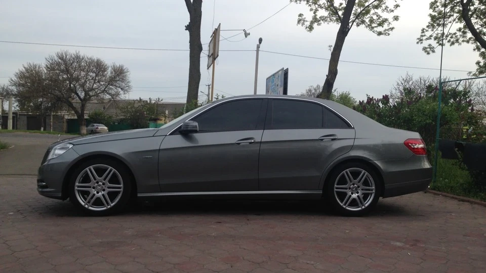 Mercedes-Benz E-Class 250CGI no /////AMG