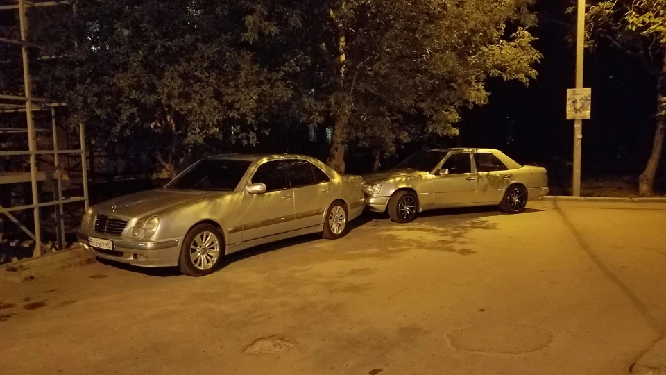 Mercedes-Benz E-Class 250D 3