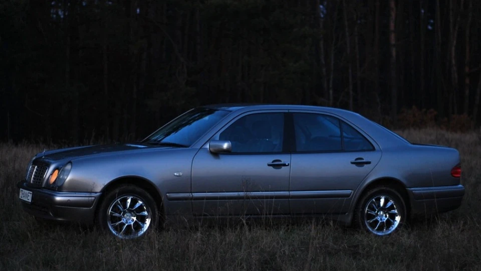 Mercedes-Benz E-Class 280, МКПП 2