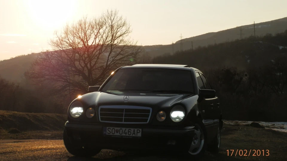 Mercedes-Benz E-Class 3.0 TDI Зіндельфінген 97 5