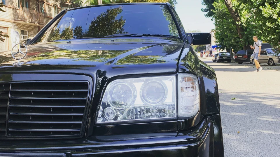 Mercedes-Benz E-Class 3.0