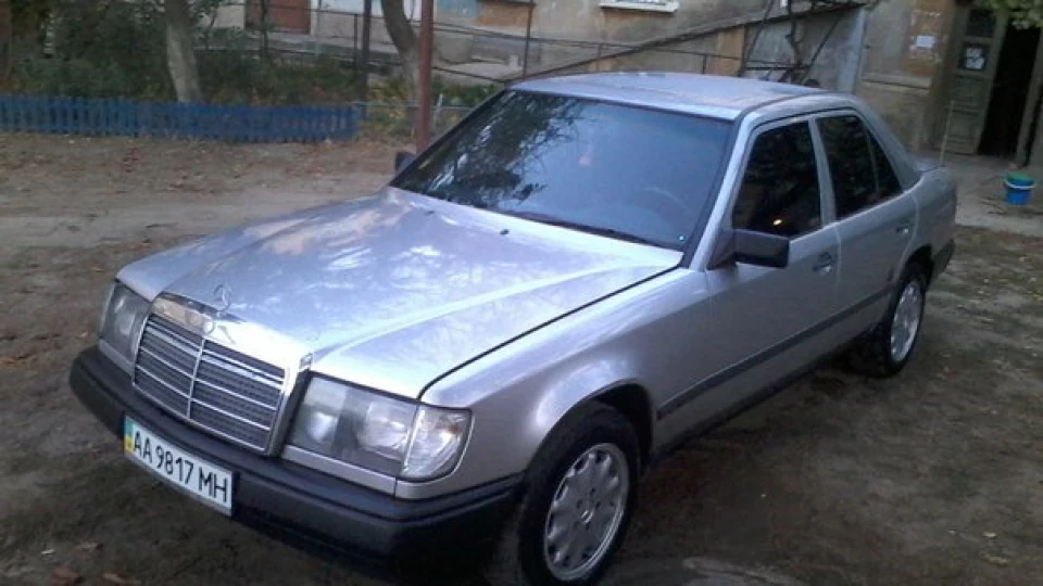 Mercedes-Benz E-Class 3.0 4