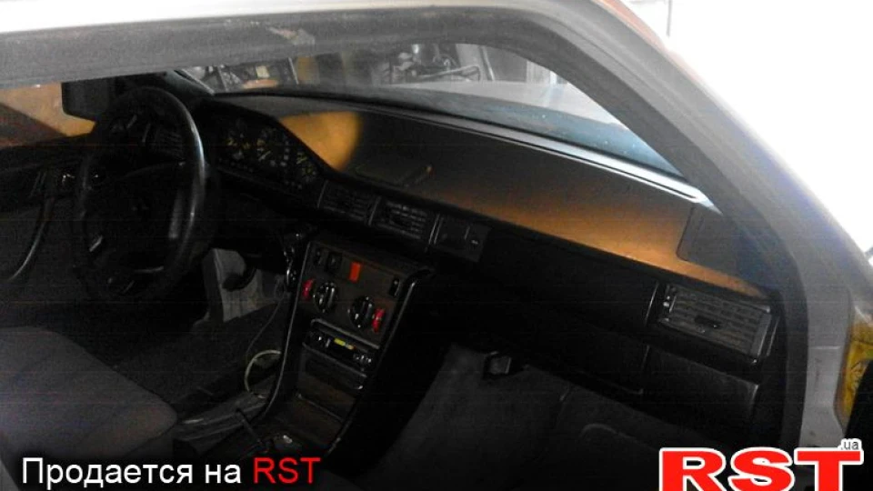 Mercedes-Benz E-Class 3.0 5