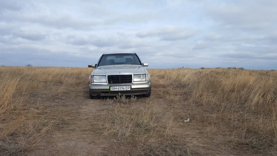 Mercedes-Benz E-Class 3.0 4