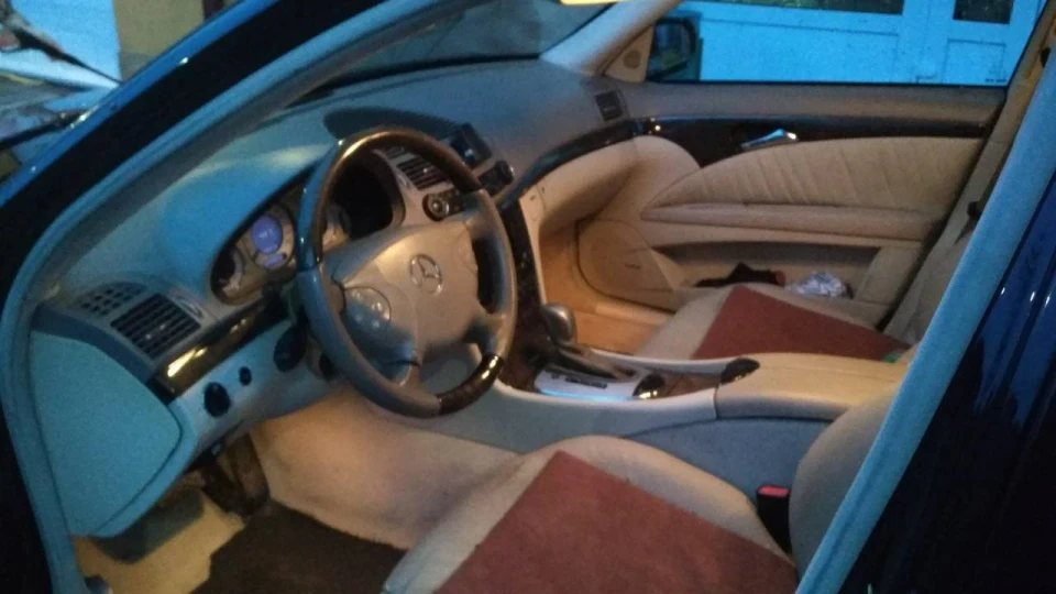 Mercedes-Benz E-Class 3,2 cdi Avangarde 5