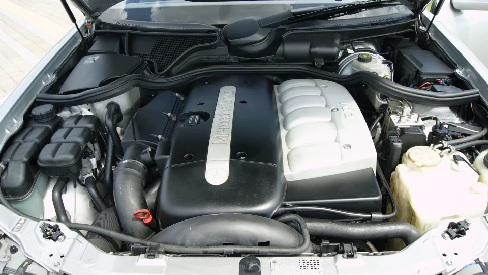 Mercedes-Benz E-Class 3.2 cdi 2
