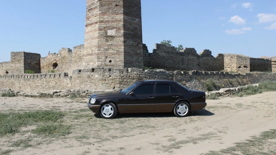 Mercedes-Benz E-Class 3.2 CDI
