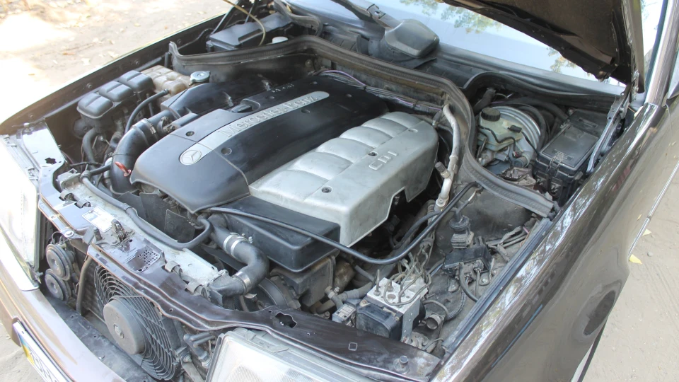 Mercedes-Benz E-Class 3.2 CDI 2