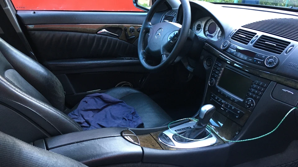 Mercedes-Benz E-Class 3.2 cdi 3