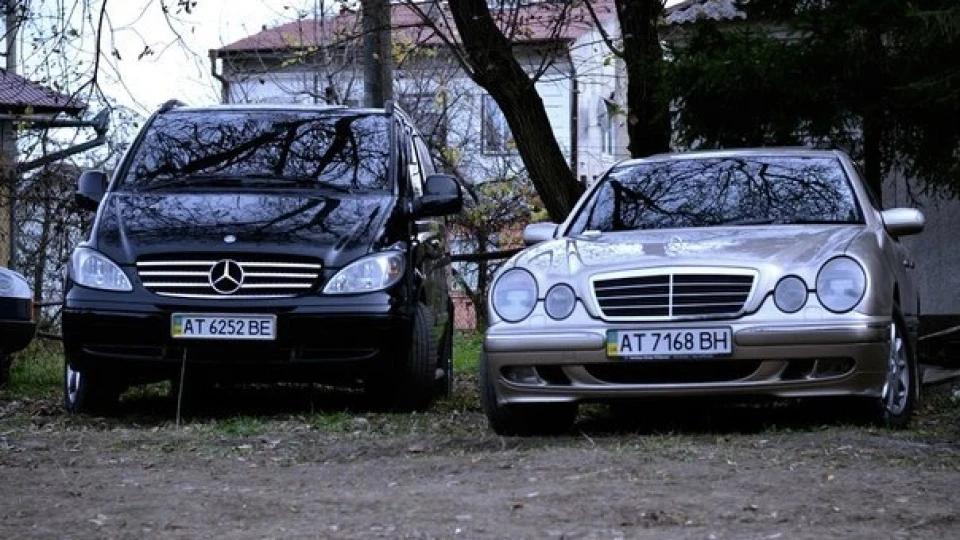 Mercedes-Benz E-Class 3.2 турбо) 4
