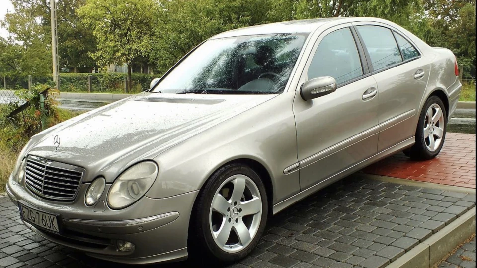 Mercedes-Benz E-Class 320 CDI