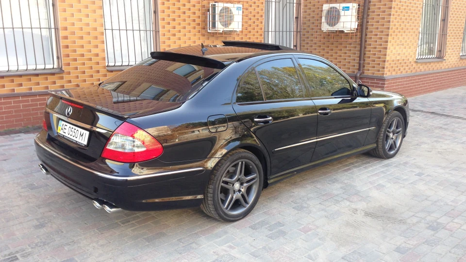 Mercedes-Benz E-Class 320CDI 4MATIC 4
