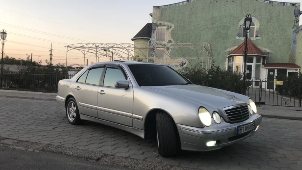 Mercedes-Benz E-Class 320cdi 2