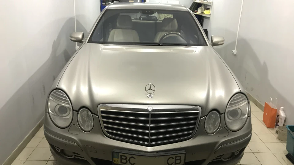 Mercedes-Benz E-Class 4-AIR-Matic