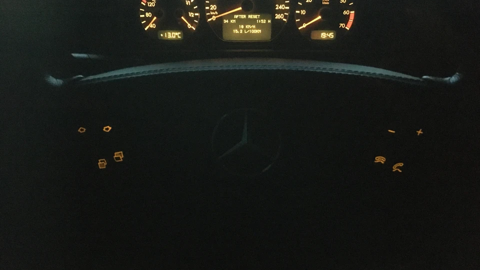 Mercedes-Benz E-Class 4 matic 4