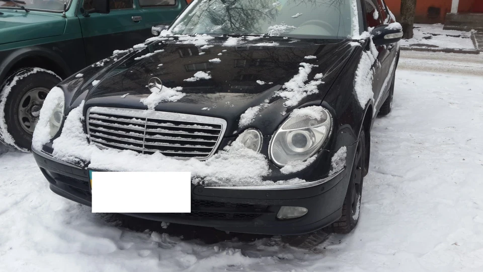 Mercedes-Benz E-Class 4matic 2