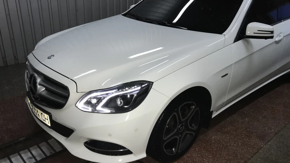 Mercedes-Benz E-Class 4matic 4