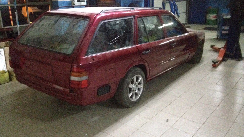 Mercedes-Benz E-Class 50 відтінків сірого