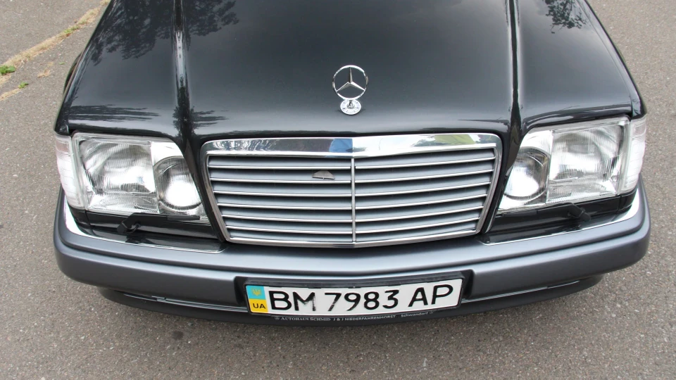 Mercedes-Benz E-Class 500E ЛЕГЕНДА 5