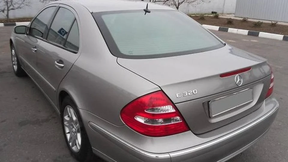 Mercedes-Benz E-Class 7,7 сек. до 100 км/час