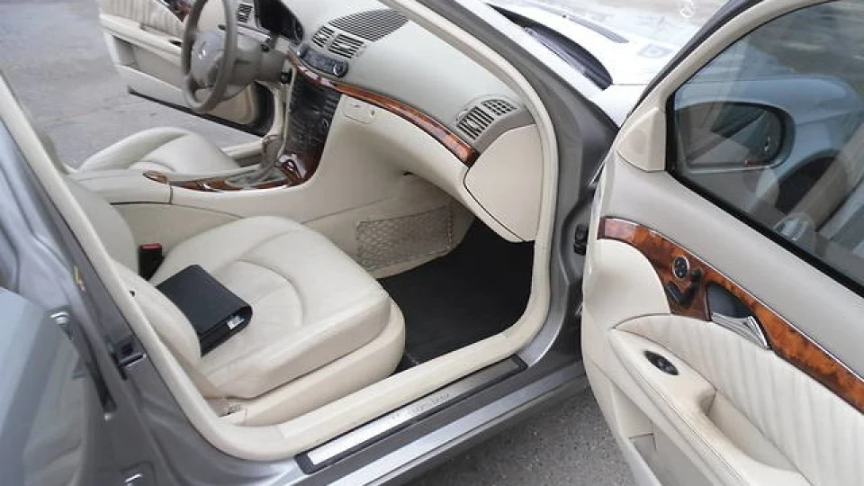 Mercedes-Benz E-Class 7,7 сек. до 100 км/час 3