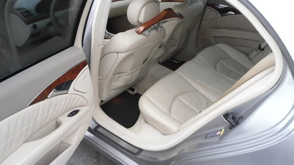 Mercedes-Benz E-Class 7,7 сек. до 100 км/час 4