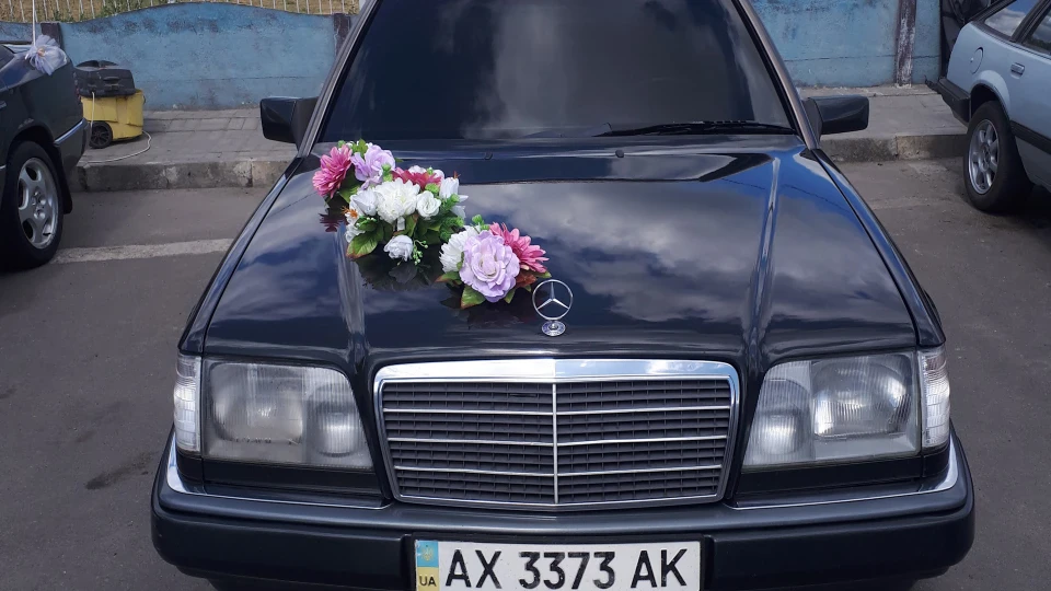 Mercedes-Benz E-Class 90-ті ніхто не скасовував!)) 2