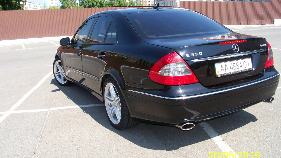 Mercedes-Benz E-Class Америкос
