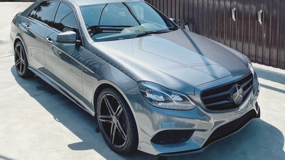 Mercedes-Benz E-Class AMG 2