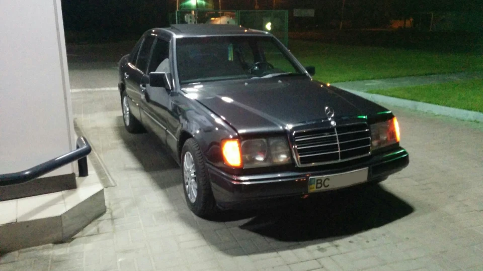Mercedes-Benz E-Class #bandit "89 5