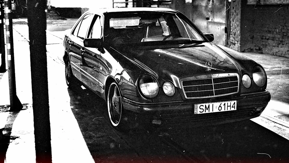 Mercedes-Benz E-Class Бандитський Поляк 5