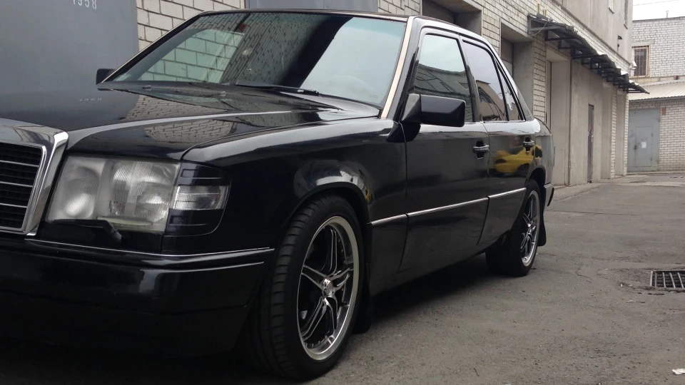 Mercedes-Benz E-Class Баржа 2