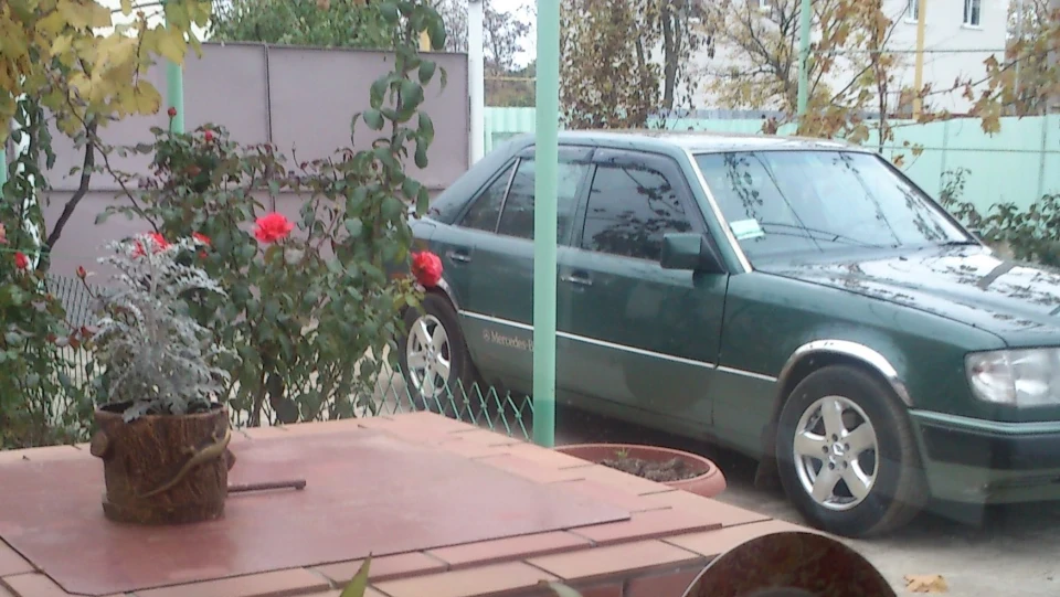 Mercedes-Benz E-Class Бензин 2.6 3