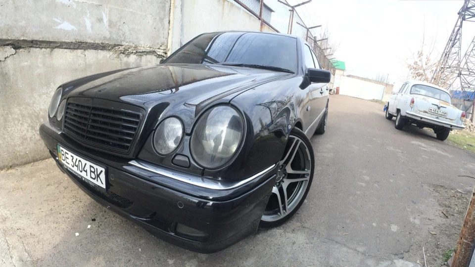 Mercedes-Benz E-Class Борзий 5