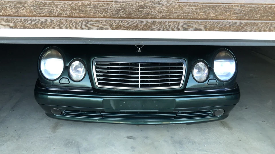 Mercedes-Benz E-Class Ботанік 🤓