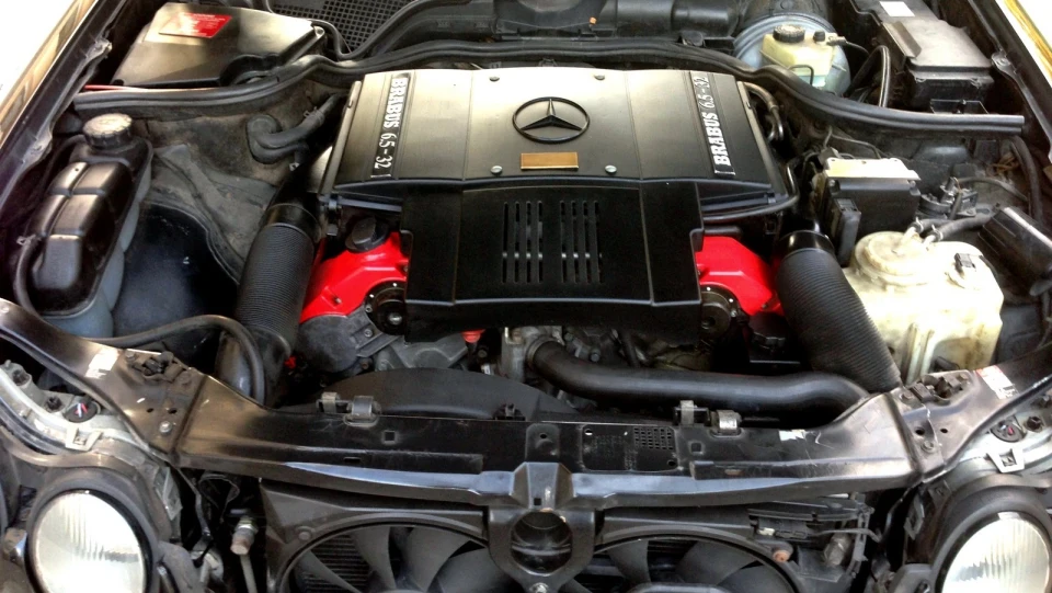 Mercedes-Benz E-Class BRABUS 6,5 3