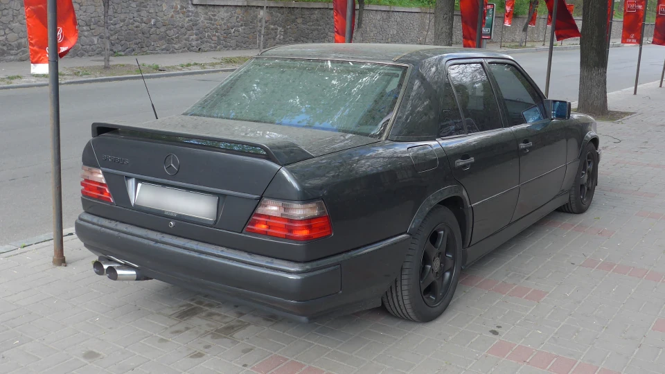 Mercedes-Benz E-Class Brabus 5