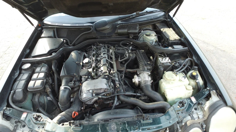 Mercedes-Benz E-Class Колишній сарайчик 4