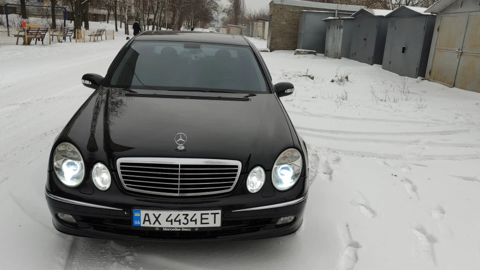 Mercedes-Benz E-Class Чорний Бандит 5