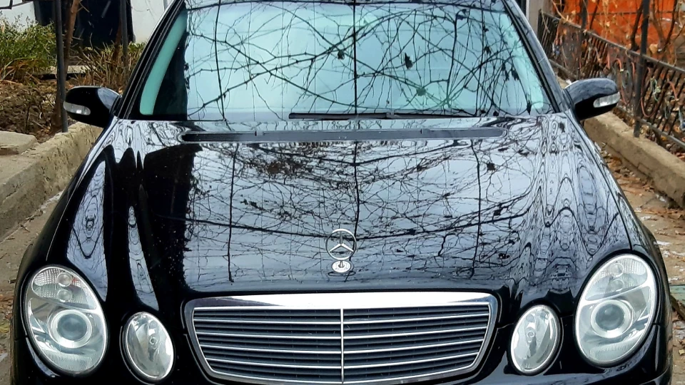 Mercedes-Benz E-Class Чорний мурзик 2.6 2