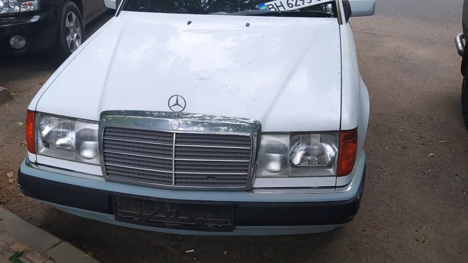 Mercedes-Benz E-Class Даймлер 3