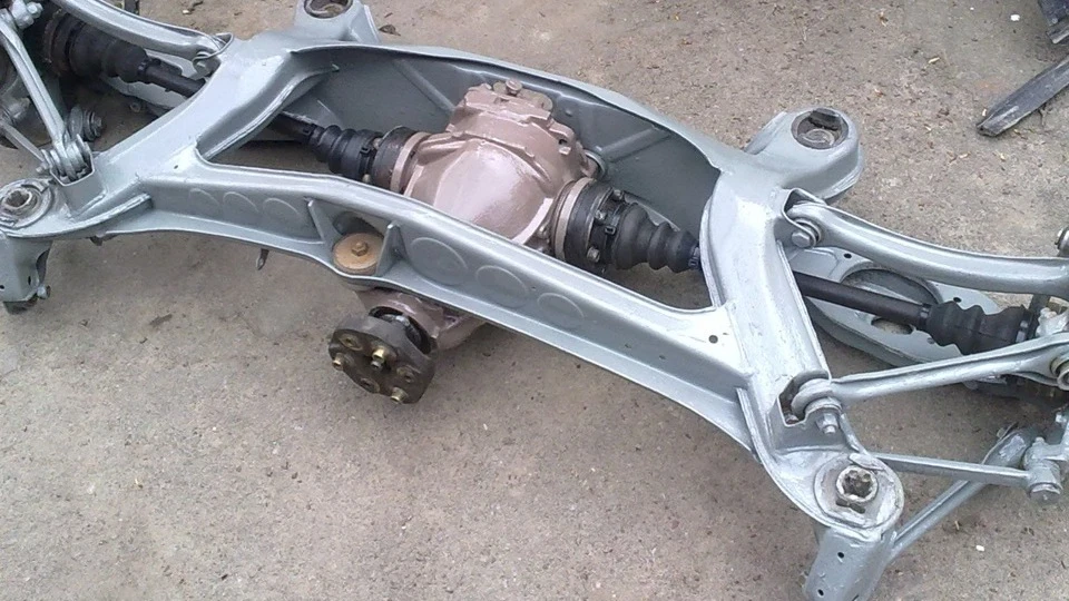 Mercedes-Benz E-Class DIESEL POWER 3
