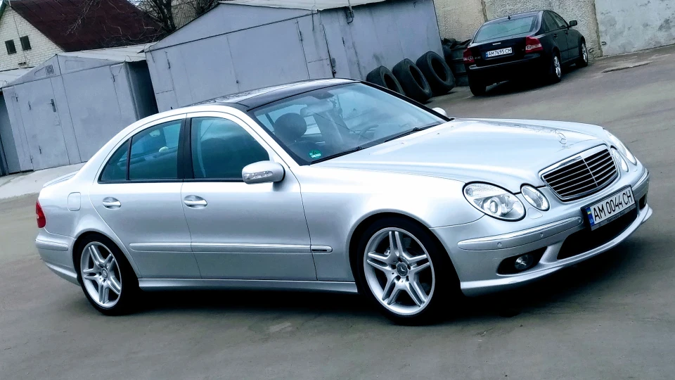 Mercedes-Benz E-Class Дизельний /////AMG 3